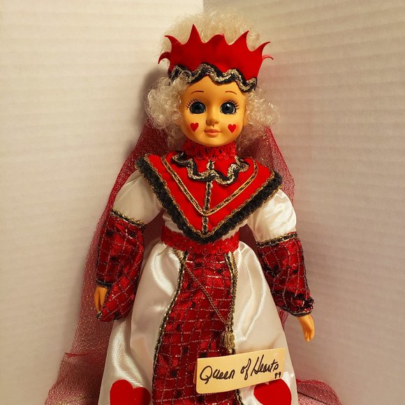 QUEEN OF HEARTS DOLL by BRINN'S - 1989 COLLECTIBLE EDITION - HANDMADE in KOREA - Picture 1 of 16